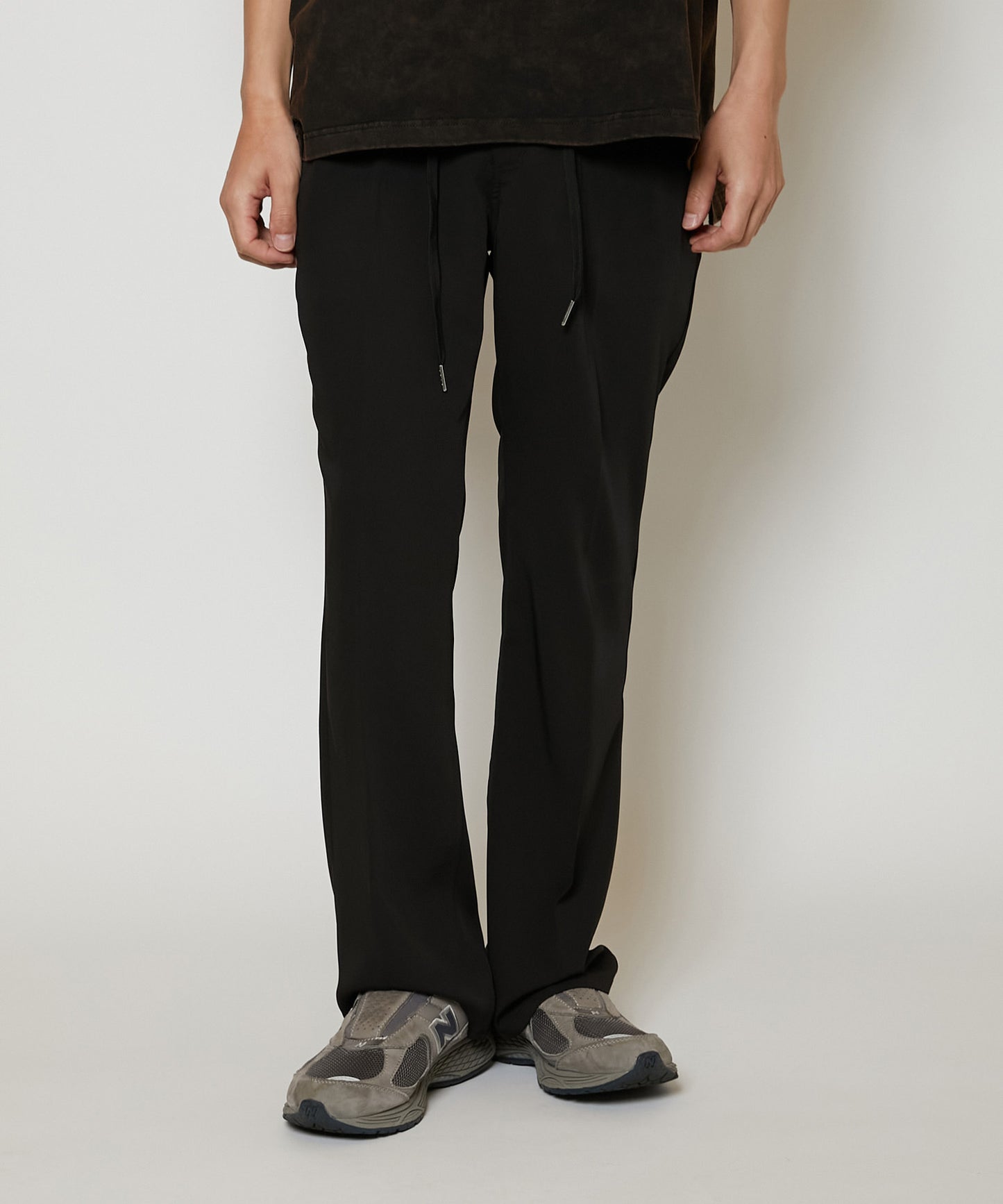 TOROMI SEMI FLARE PANTS [BLACK]