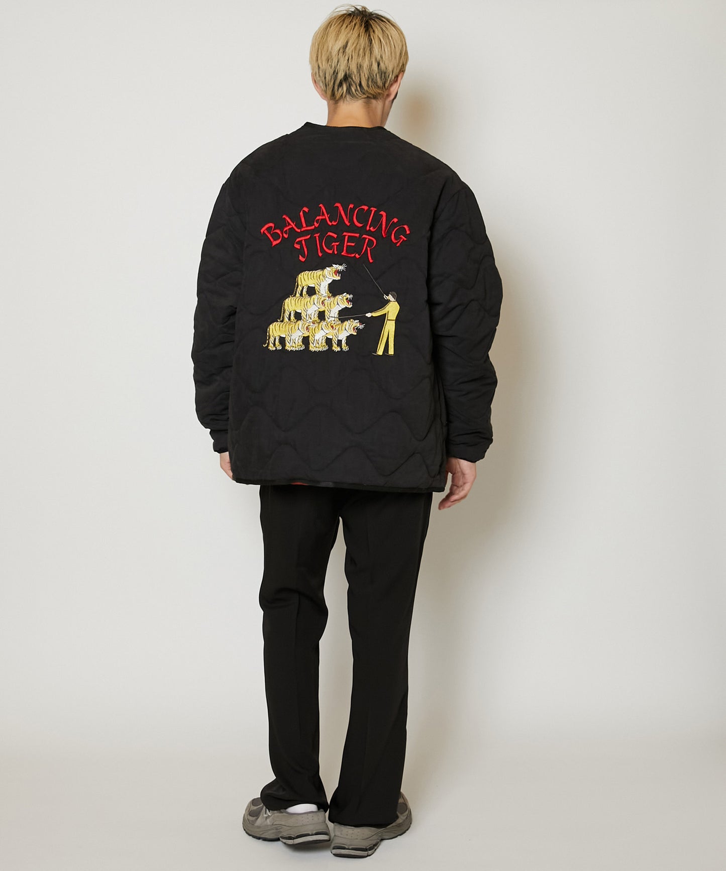 QUILTED SOUVENIR JACKET [BLACK]