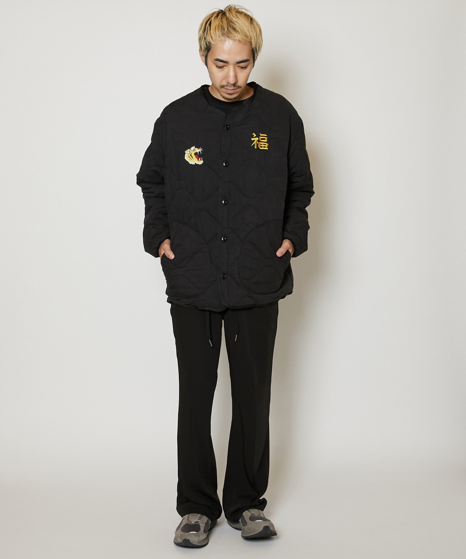 QUILTED SOUVENIR JACKET [BLACK]