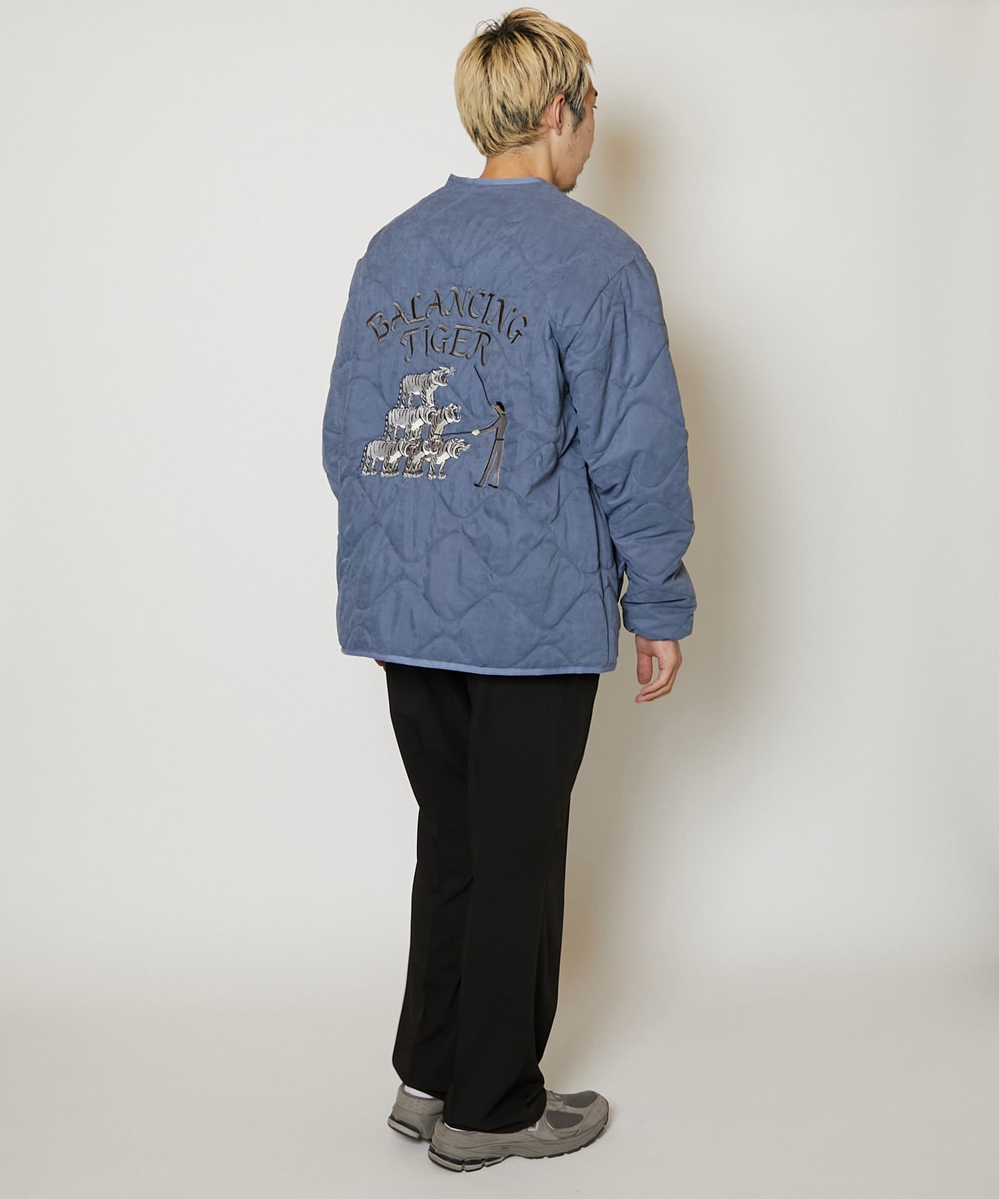 QUILTED SOUVENIR JACKET [BLUE GRAY]