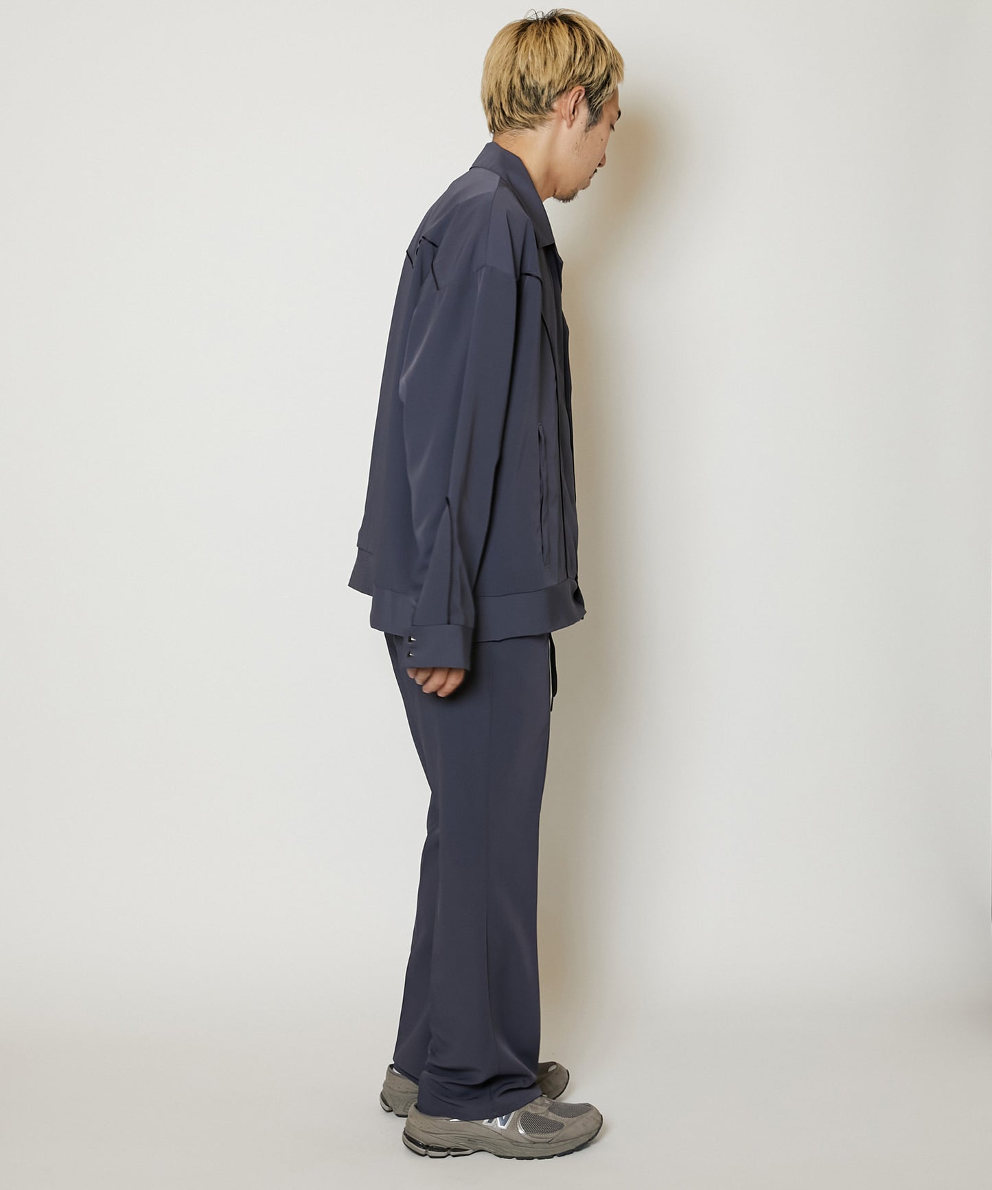 TOROMI SEMI FLARE PANTS [BLUE GRAY]
