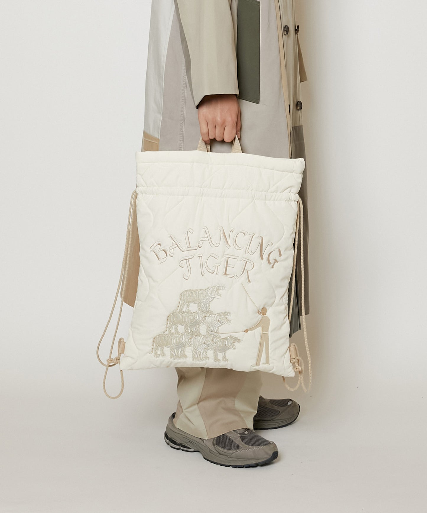 QUILTED SOUVENIR BAG [WHITE]