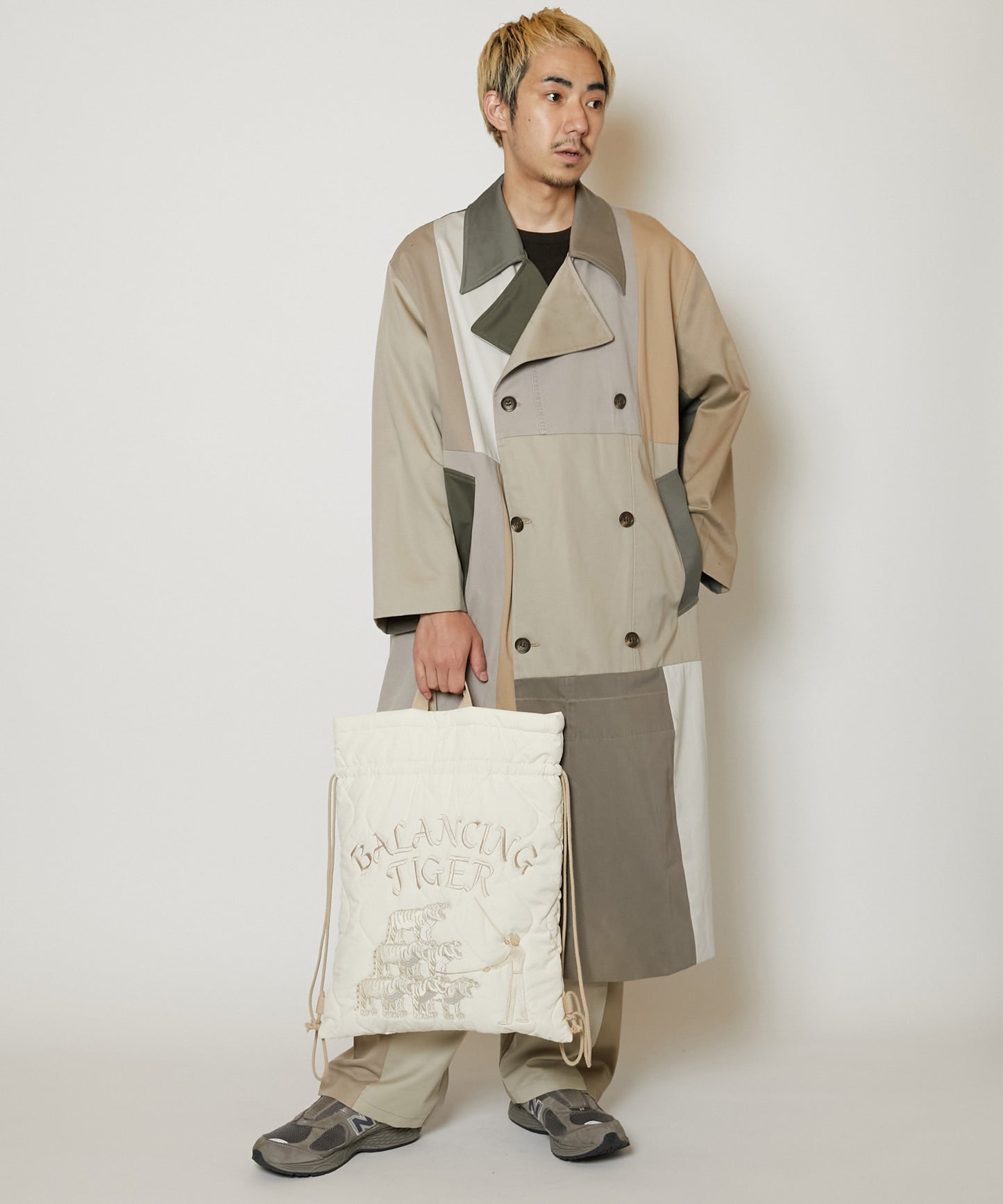QUILTED SOUVENIR BAG [WHITE]