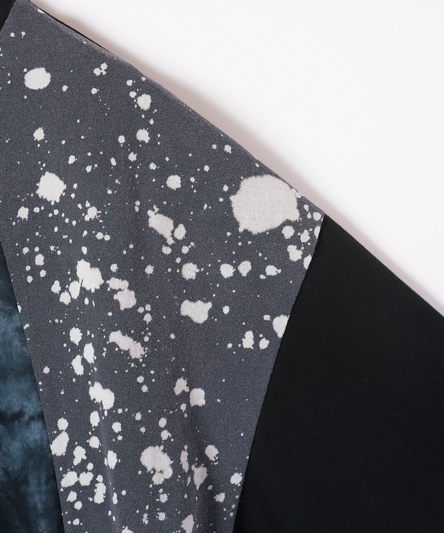 Reconstructed T-SHIRT Type-Ir02